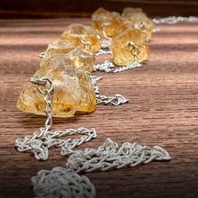 Cargar imagen en el visor de la galería, Gorgeous clusters of rough Citrine gemstones are strung along a dainty sterling silver curb chain and finished with a vintage-inspired pearl box clasp. An edgy yet sophisticated and modern piece, this super long (43 inches) Citrine station necklace is perfect for wearing on its own or as as a part of a layering stack. 
