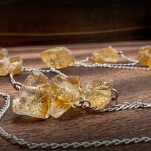 Cargar imagen en el visor de la galería, Gorgeous clusters of rough Citrine gemstones are strung along a dainty sterling silver curb chain and finished with a vintage-inspired pearl box clasp. An edgy yet sophisticated and modern piece, this super long (43 inches) Citrine station necklace is perfect for wearing on its own or as as a part of a layering stack. 
