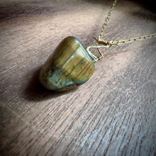 Load image into Gallery viewer, Tiger&#39;s Eye 14K GF Pendant Necklace Choker
