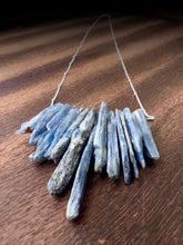 Cargar imagen en el visor de la galería, Blue Kyanite Cluster Sterling Silver Necklace
