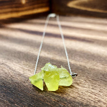 Cargar imagen en el visor de la galería, Three beautiful rough bright yellow Lemon Quartz gemstones, also known as Oro Verde Quartz are set upon a hammered sterling silver bar and strung along a delicate sterling silver paper clip curb chain, then finished with a vintage-inspired sterling silver pearl box clasp.
