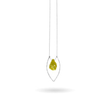 Cargar imagen en el visor de la galería, Lemon Quartz Sterling Silver Pendant Necklace (Oro Verde Quartz)
