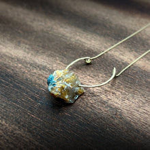 Load image into Gallery viewer, Rough Rutilated Quartz Gold Hammered Horseshoe Pendant Necklace
